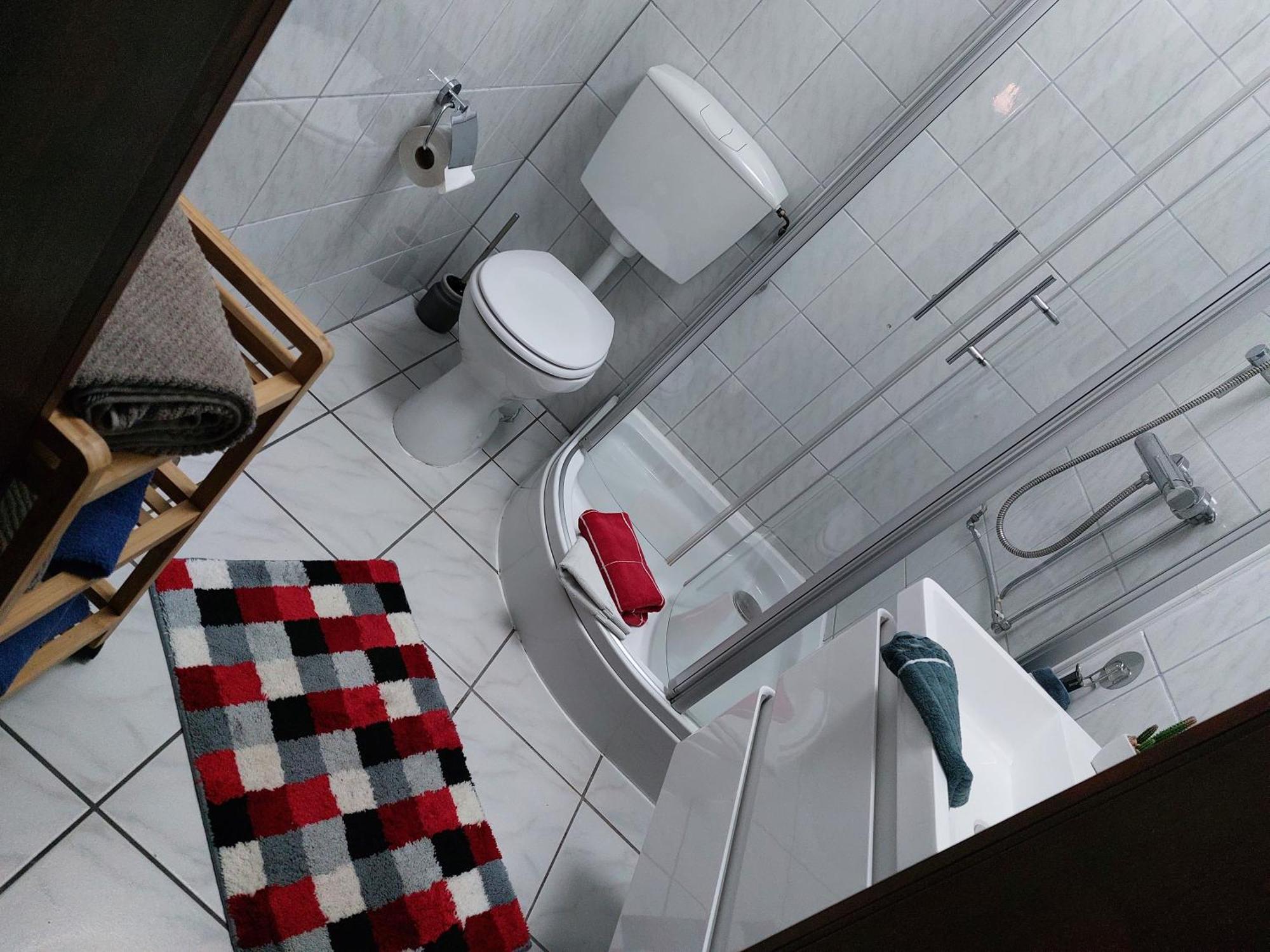 היינסברג Ferienwohnung Villa Del Viola Leonardo Apartment מראה חיצוני תמונה