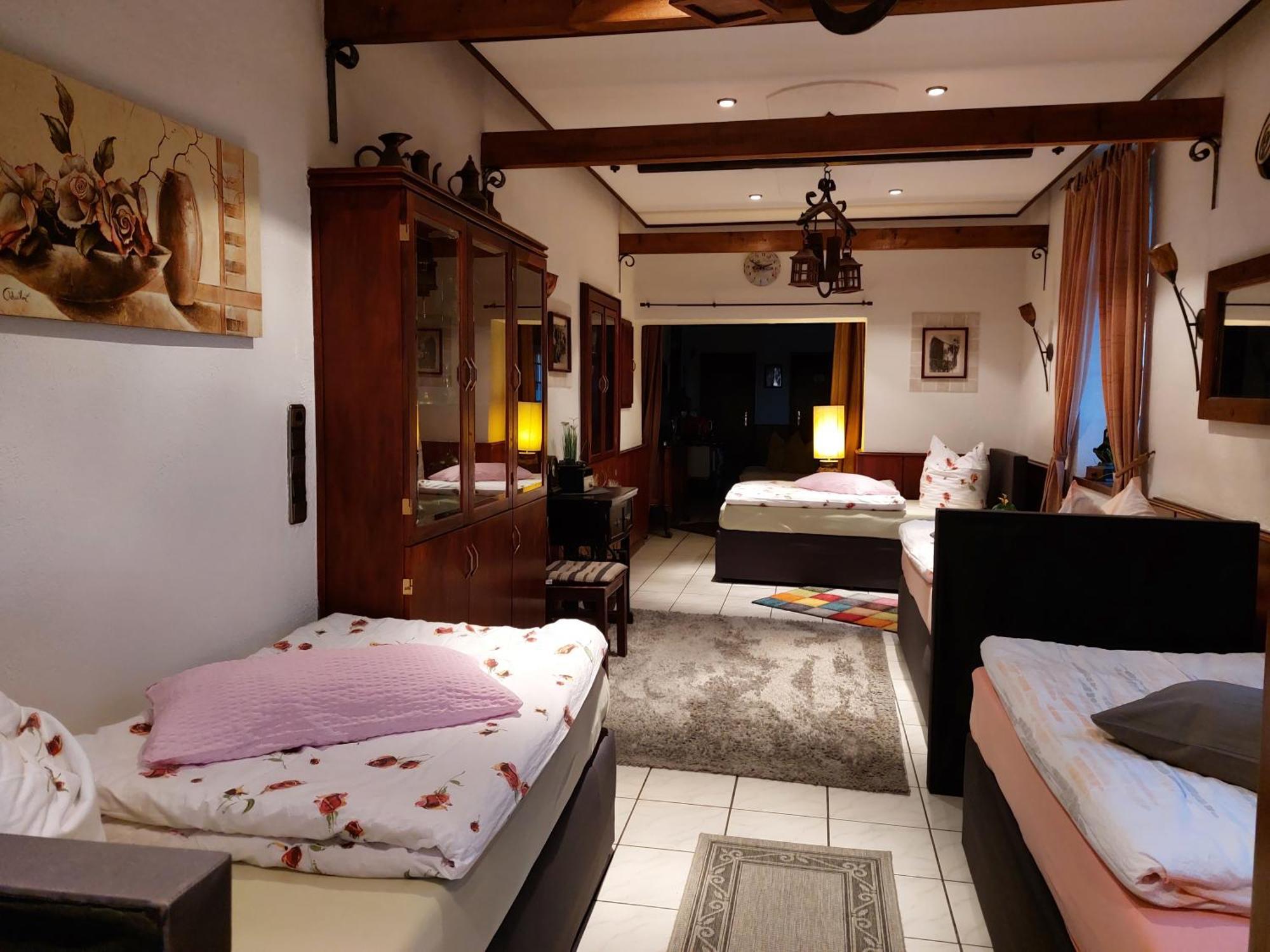 היינסברג Ferienwohnung Villa Del Viola Leonardo Apartment מראה חיצוני תמונה